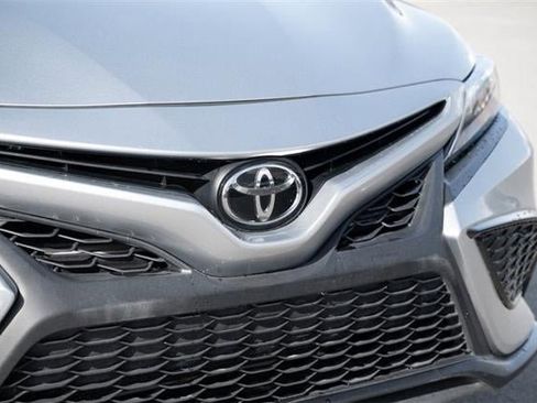 Used 2023 Toyota Camry SE image 28