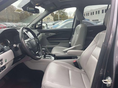 Certified 2017 Honda Ridgeline RTL-E image 14
