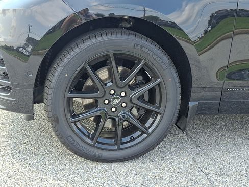 New 2026 Land Rover Range Rover Velar Belgravia AWD/4WD image 2
