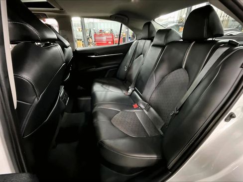 Used 2022 Toyota Camry XSE w/ Navigation Upgrade Package image 21