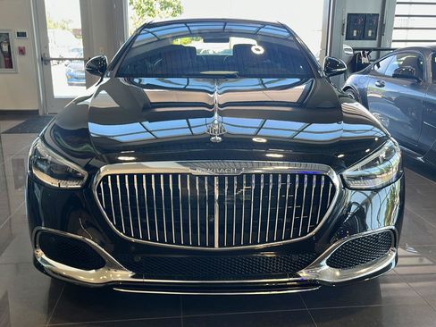 Certified 2022 Mercedes-Benz Maybach S 580 4MATIC image 2