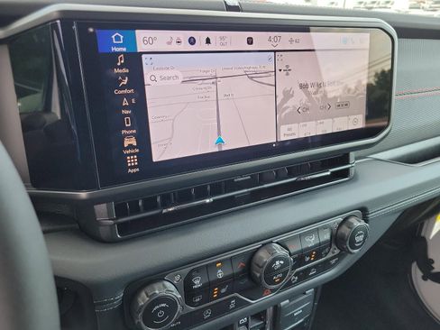 New 2024 Jeep Wrangler Unlimited Rubicon w/ XTREMEE 35" Tire Package image 8