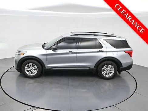 Used 2024 Ford Explorer XLT image 62
