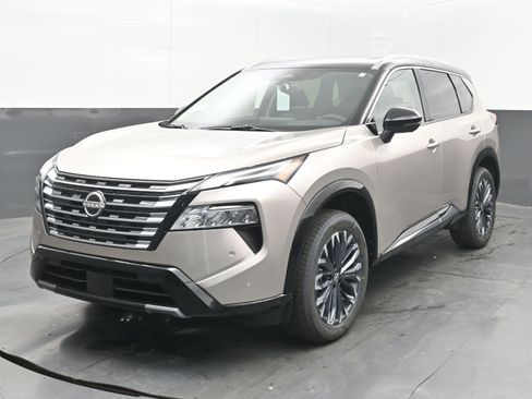 New 2026 Nissan Rogue Platinum w/ Platinum Premium Package image 3
