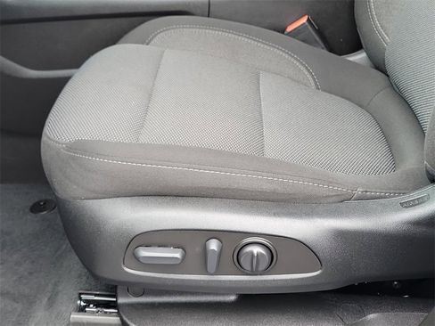 Certified 2023 Chevrolet Traverse LT image 13