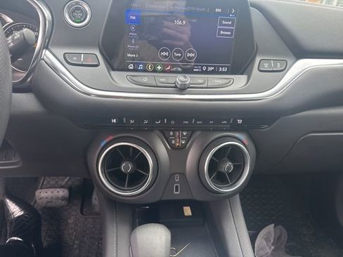 Used 2021 Chevrolet Blazer LT image 8