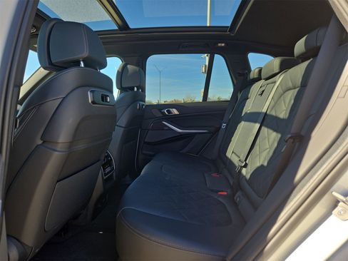 Used 2026 BMW X5 M60i image 13