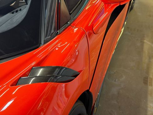 Used 2020 McLaren 600LT Spider RWD image 13