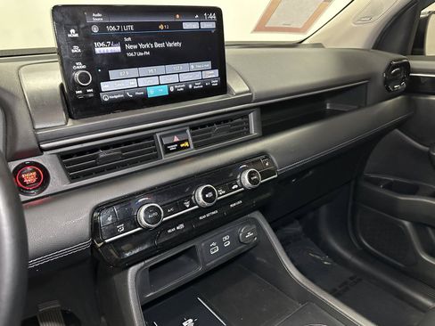 Used 2023 Honda Pilot Touring image 28