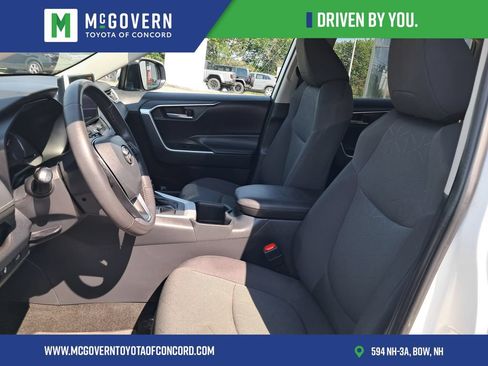 Used 2023 Toyota RAV4 XLE w/ Convenience Package AWD/4WD image 13