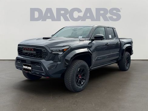 Used 2025 Toyota Tacoma TRD Pro w/ Tow Tech Package AWD/4WD image 2