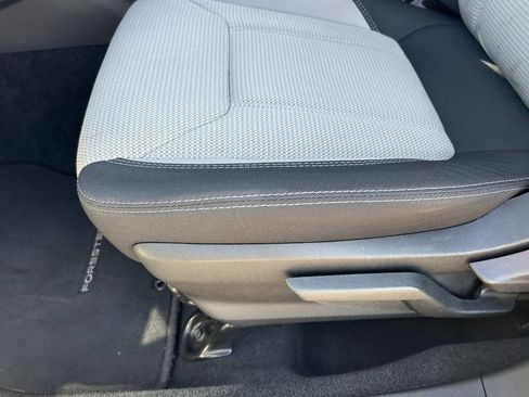 Used 2022 Subaru Forester AWD/4WD image 30