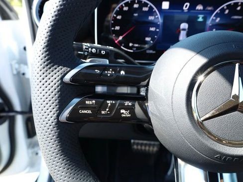 New 2025 Mercedes-Benz GLC 300 GLC 300 image 15