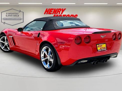 Used 2012 Chevrolet Corvette Grand Sport w/ 3LT Preferred Equipment Group RWD image 4