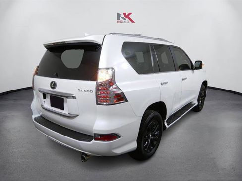 Used 2022 Lexus GX 460 Premium image 3