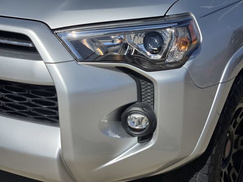 Used 2023 Toyota 4Runner SR5 Premium w/ Moonroof Package RWD image 16