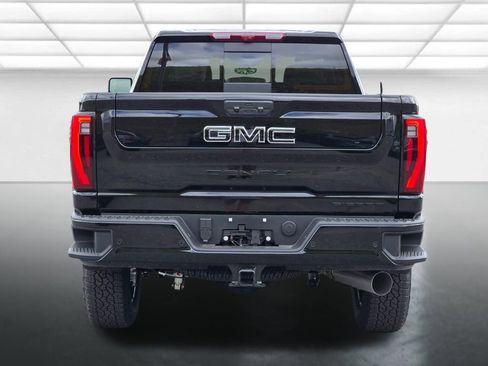 New 2026 GMC Sierra 2500 Denali w/ Denali Reserve Package AWD/4WD image 17