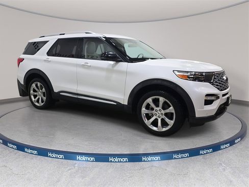 Used 2020 Ford Explorer Platinum w/ Premium Technology Package image 5