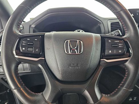 Used 2025 Honda Odyssey Sport-L image 24