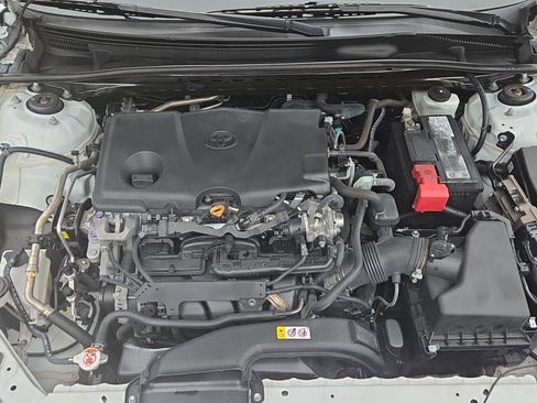 Used 2021 Toyota Camry SE image 23