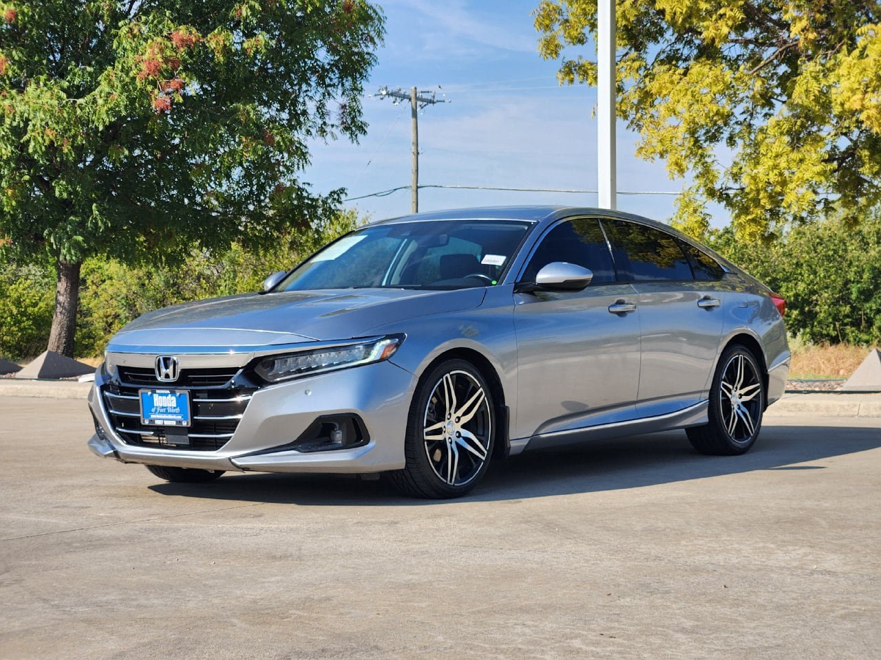 Certified 2022 Honda Accord Touring image 3