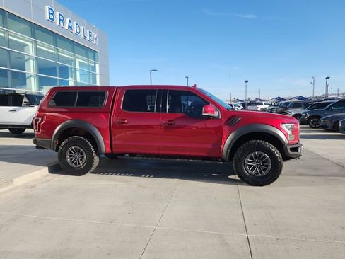 Used 2019 Ford F150 Raptor w/ Equipment Group 802A Luxury image 4