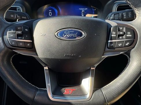 Used 2020 Ford Explorer ST w/ ST Street Pack image 13