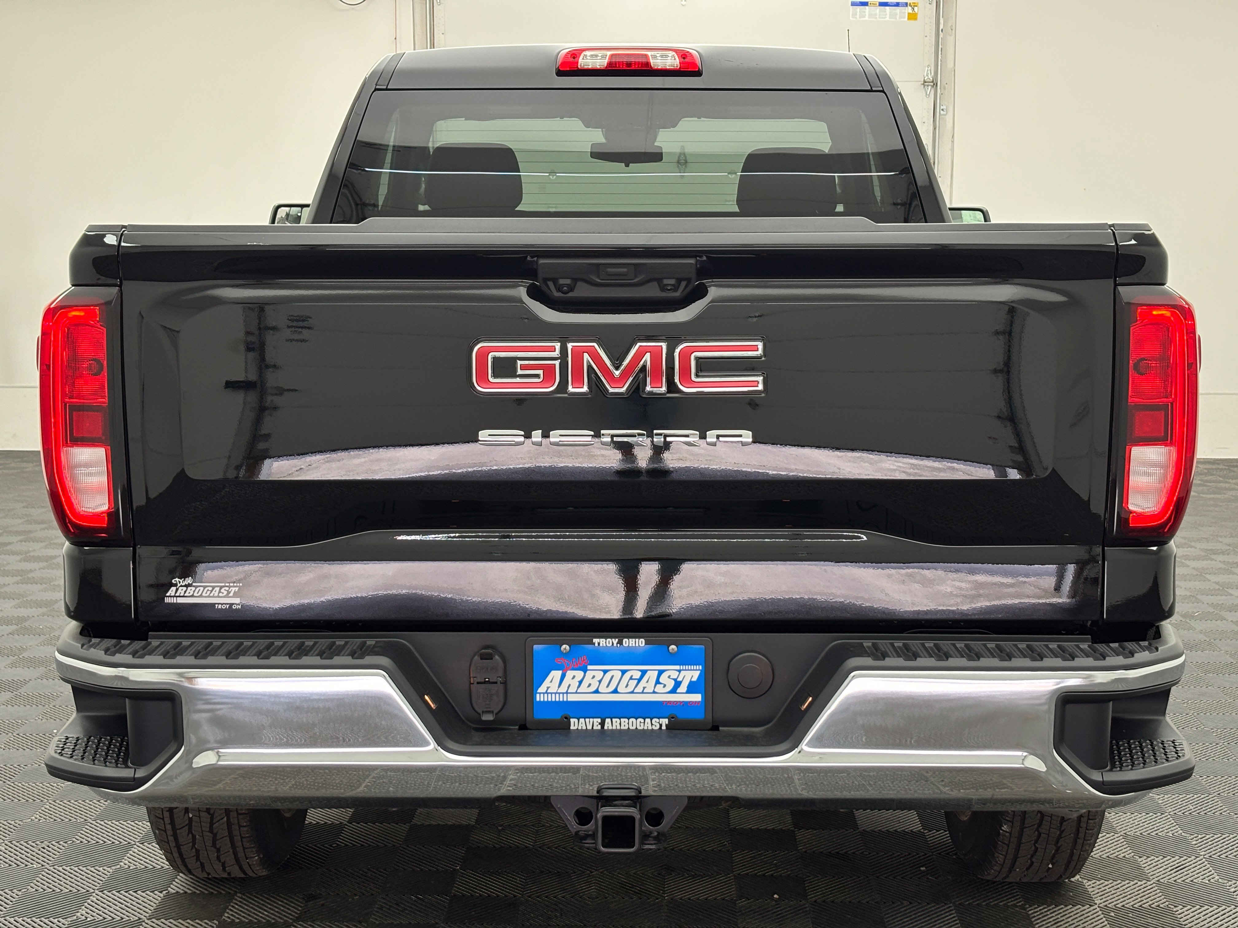 New 2026 GMC Sierra 1500 Pro w/ Pro Value Package AWD/4WD image 7