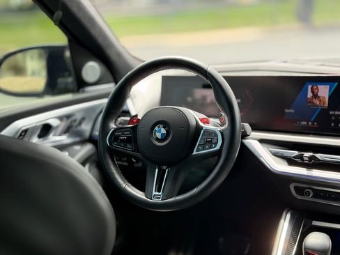 Used 2025 BMW XM AWD/4WD image 13
