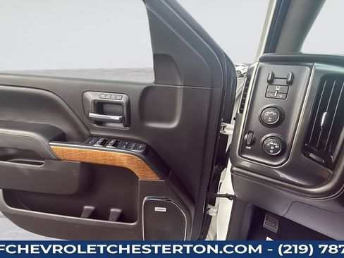 Used 2018 Chevrolet Silverado 1500 LTZ w/ Sport Package AWD/4WD image 26