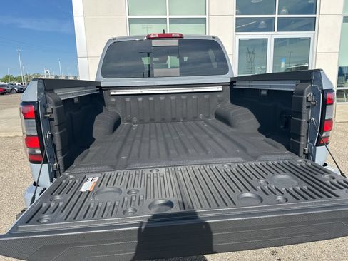 Used 2024 Nissan Frontier PRO-4X w/ Pro Premium Package AWD/4WD image 26