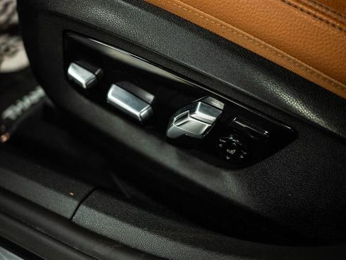 Used 2018 BMW 640i Gran Turismo xDrive w/ Executive Package AWD/4WD image 17