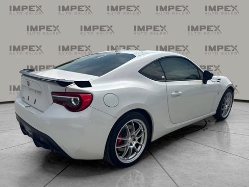 Used 2017 Toyota 86 860 Special Edition RWD image 5