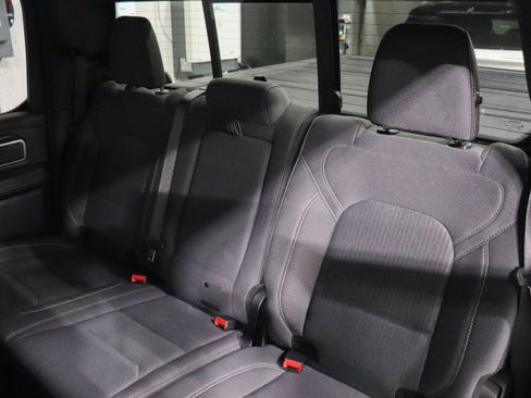 Used 2022 RAM 1500 Big Horn image 17