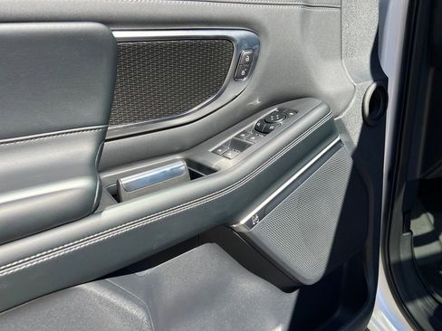 New 2025 Ford Expedition Platinum w/ Stealth Performance Package image 13