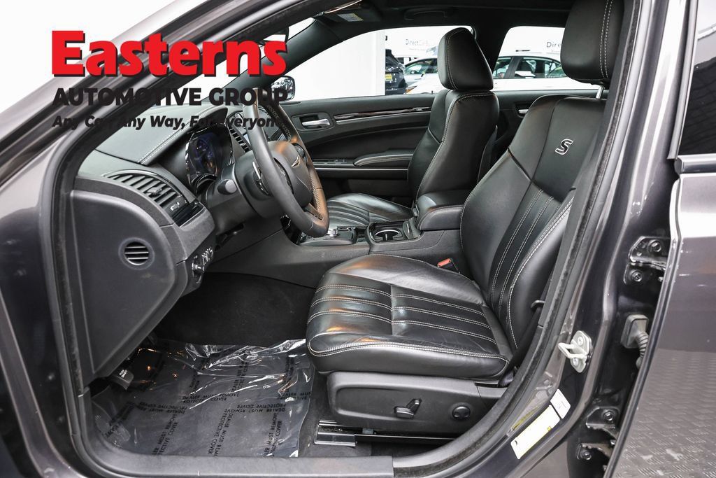 Used 2023 Chrysler 300 S RWD image 14