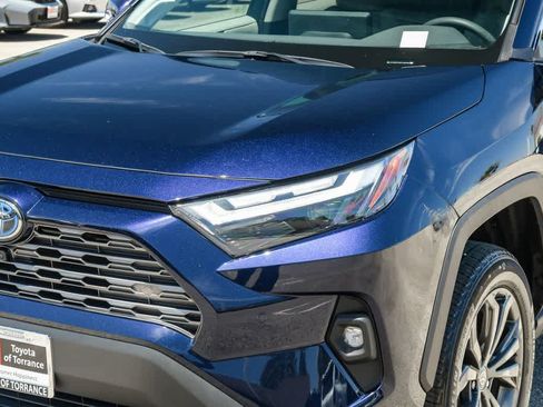 Used 2023 Toyota RAV4 Limited AWD/4WD image 5