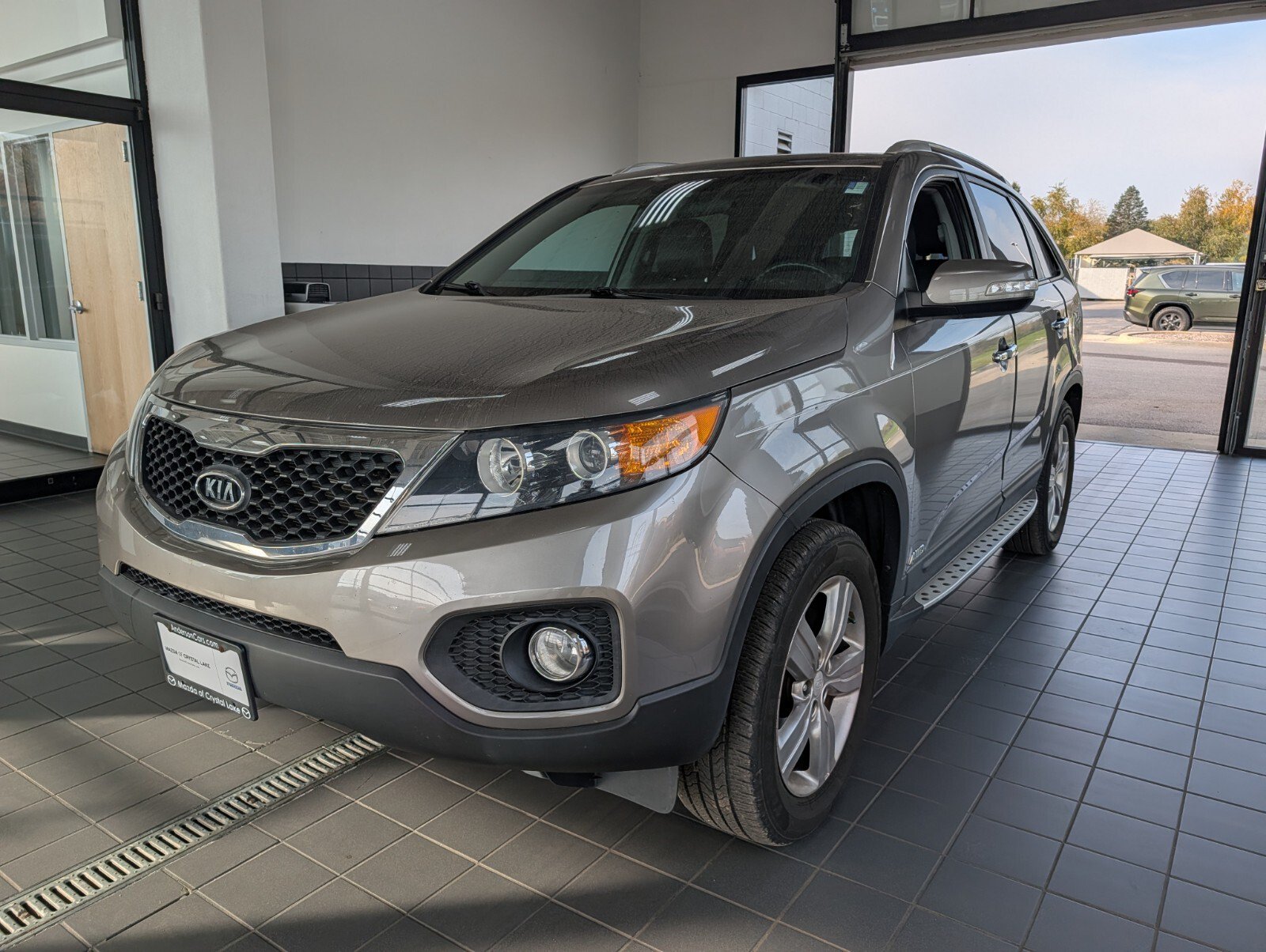Used 2013 Kia Sorento EX AWD/4WD image 4