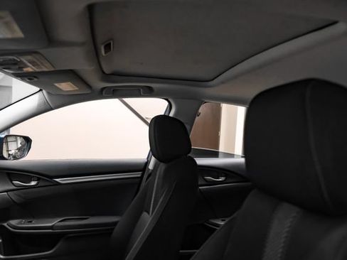 Used 2017 Honda Civic EX image 6