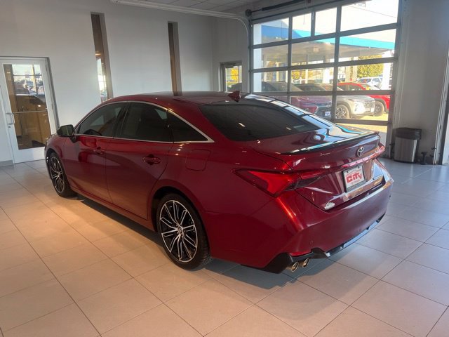 Used 2019 Toyota Avalon Touring w/ Advanced Safety Package FWD image 6