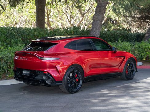 Used 2026 Aston Martin DBX 707 AWD/4WD image 3