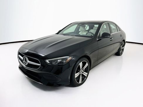 Used 2025 Mercedes-Benz C 300 Sedan image 3
