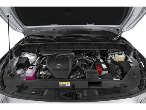 Certified 2025 Toyota Highlander XLE image 12
