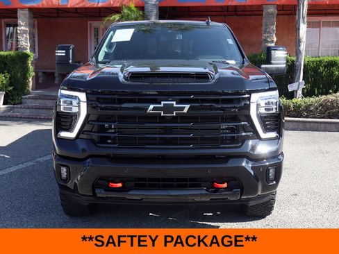 Used 2025 Chevrolet Silverado 2500 LT w/ Trail Boss Package AWD/4WD image 3