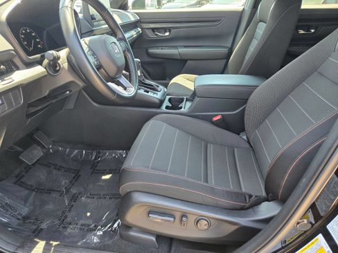 Used 2025 Honda CR-V Sport image 11