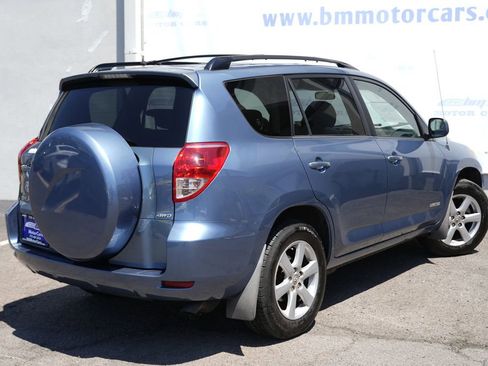 Used 2008 Toyota RAV4 Limited AWD/4WD image 3