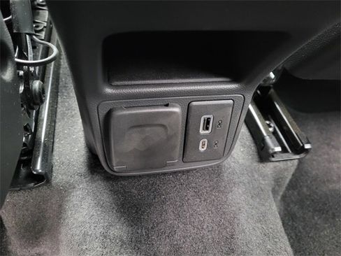 Certified 2023 Chevrolet TrailBlazer ACTIV w/ Convenience Package image 10