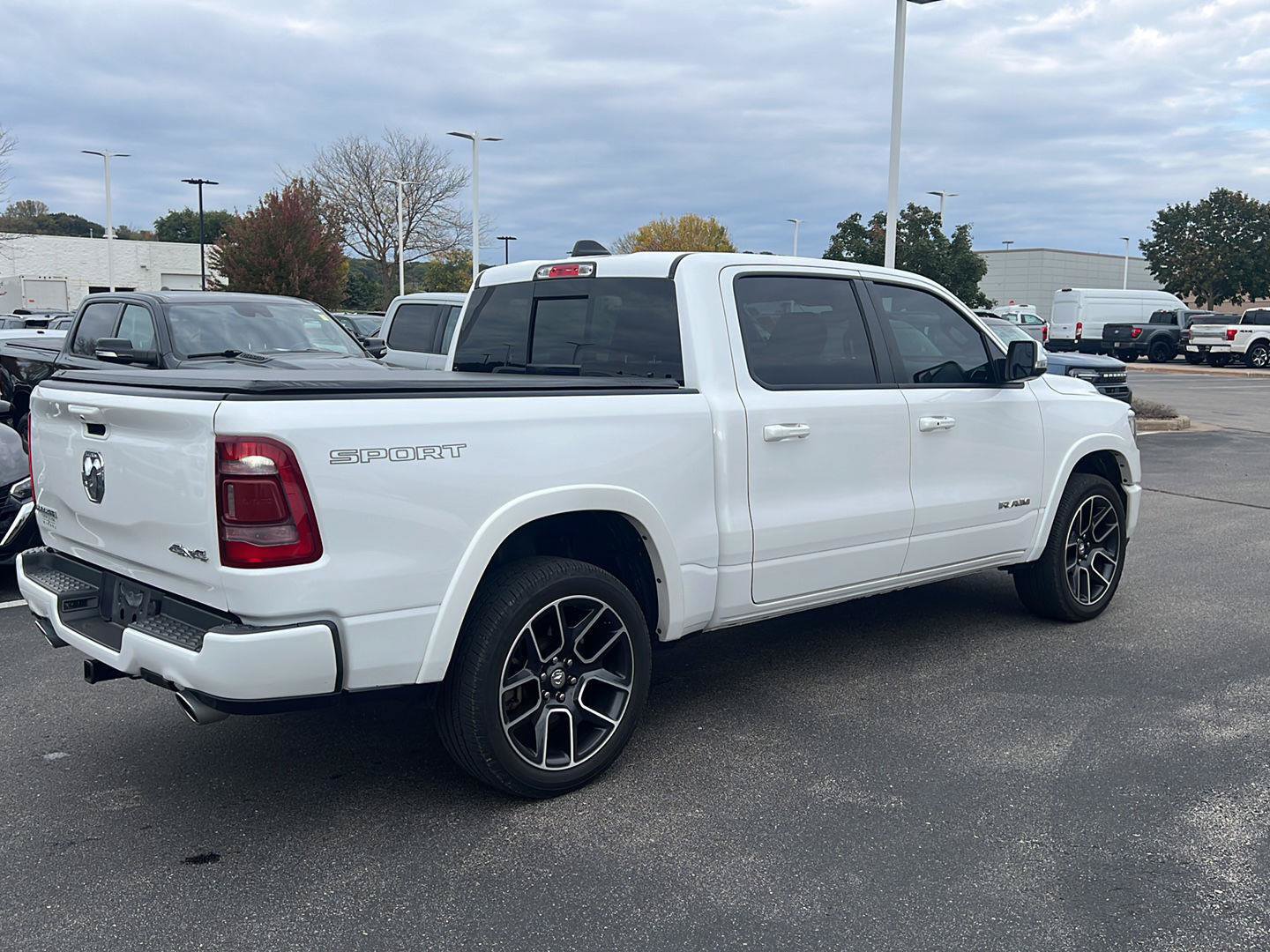 Used 2021 RAM 1500 Laramie AWD/4WD image 5
