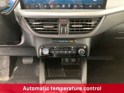 Used 2024 Ford Escape Platinum AWD/4WD image 9