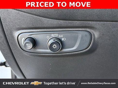 Used 2020 Chevrolet Equinox LT image 25